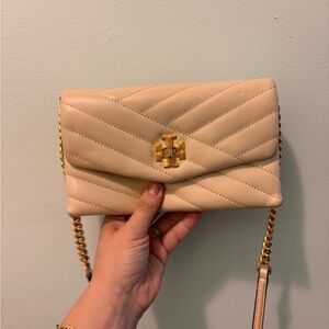 Tory Burch Beige Quilted Wristlet